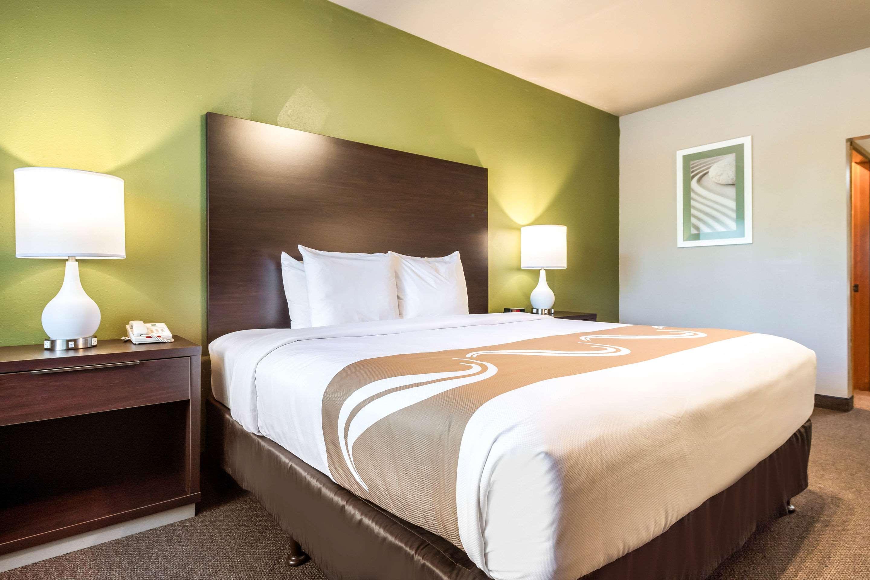 Quality Inn & Suites Bainbridge Island Екстериор снимка
