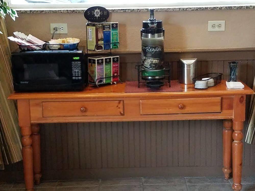Quality Inn & Suites Bainbridge Island Екстериор снимка